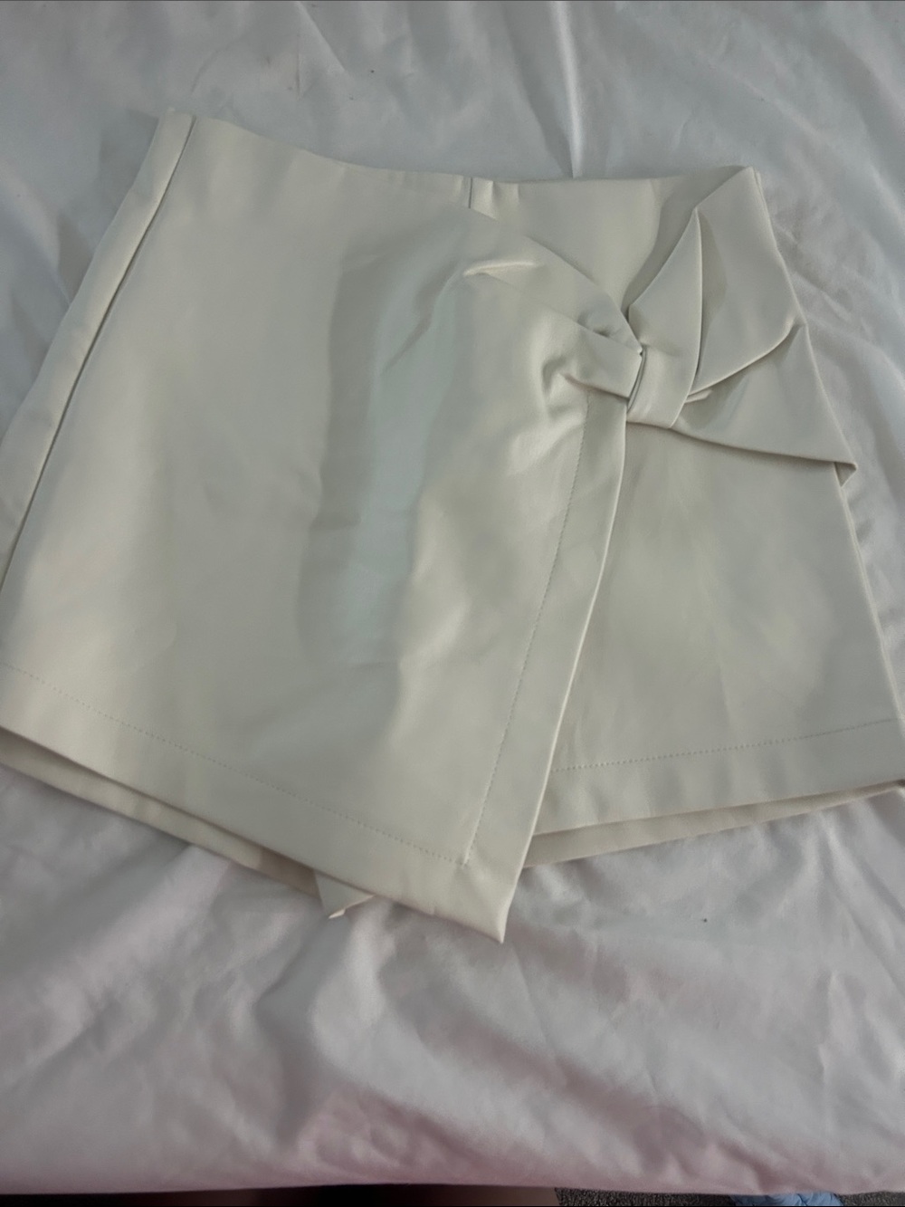Francesca's Collections Cream Wrap Skort with Side Bow